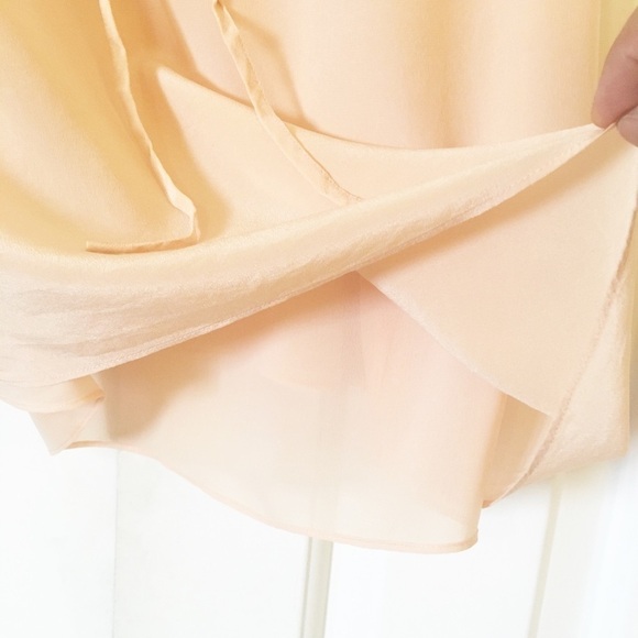 Banana Republic silk pink cami w roses. Small EUC - Picture 7 of 8